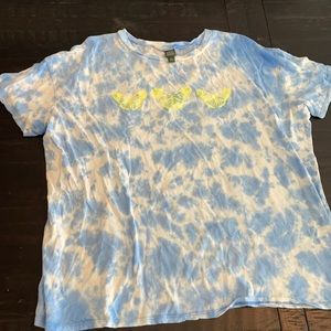 Women’s tie-dye shirt with yellow butterflies